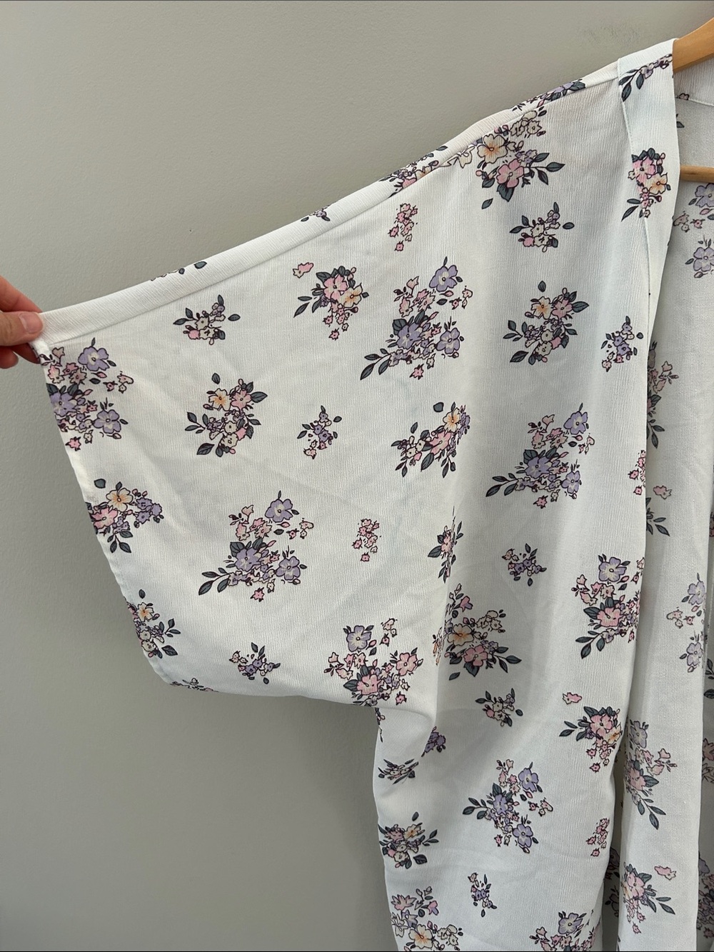 Orb Floral Open Front Airy Kimono Cover Up Shawl Cardigan - Picture 2 of 6